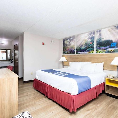 Days Inn By Wyndham Dayton Huber Heights Northeast Eksteriør bilde
