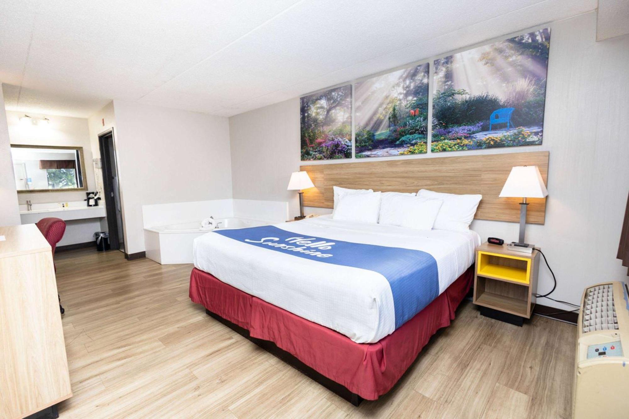 Days Inn By Wyndham Dayton Huber Heights Northeast Eksteriør bilde
